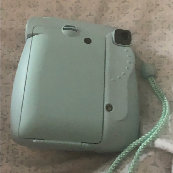 Instanx Mini 8 Camera w Film! - Picture 3 of 3